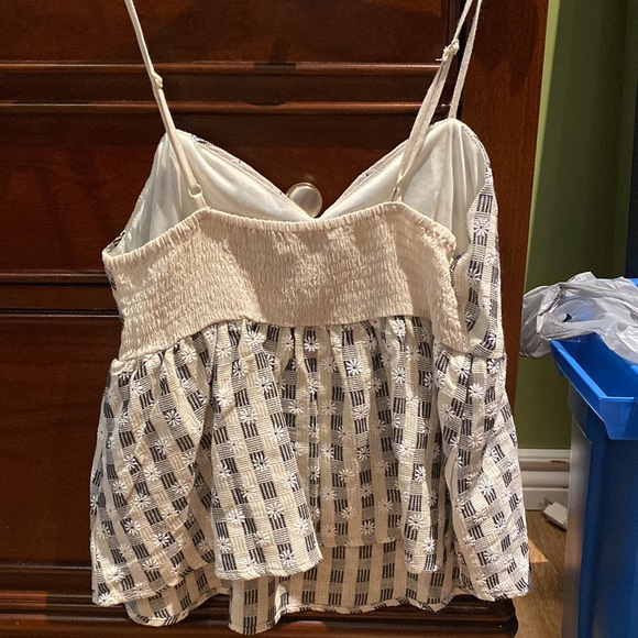 Sweetheart Daisy Top - Picture 3 of 4